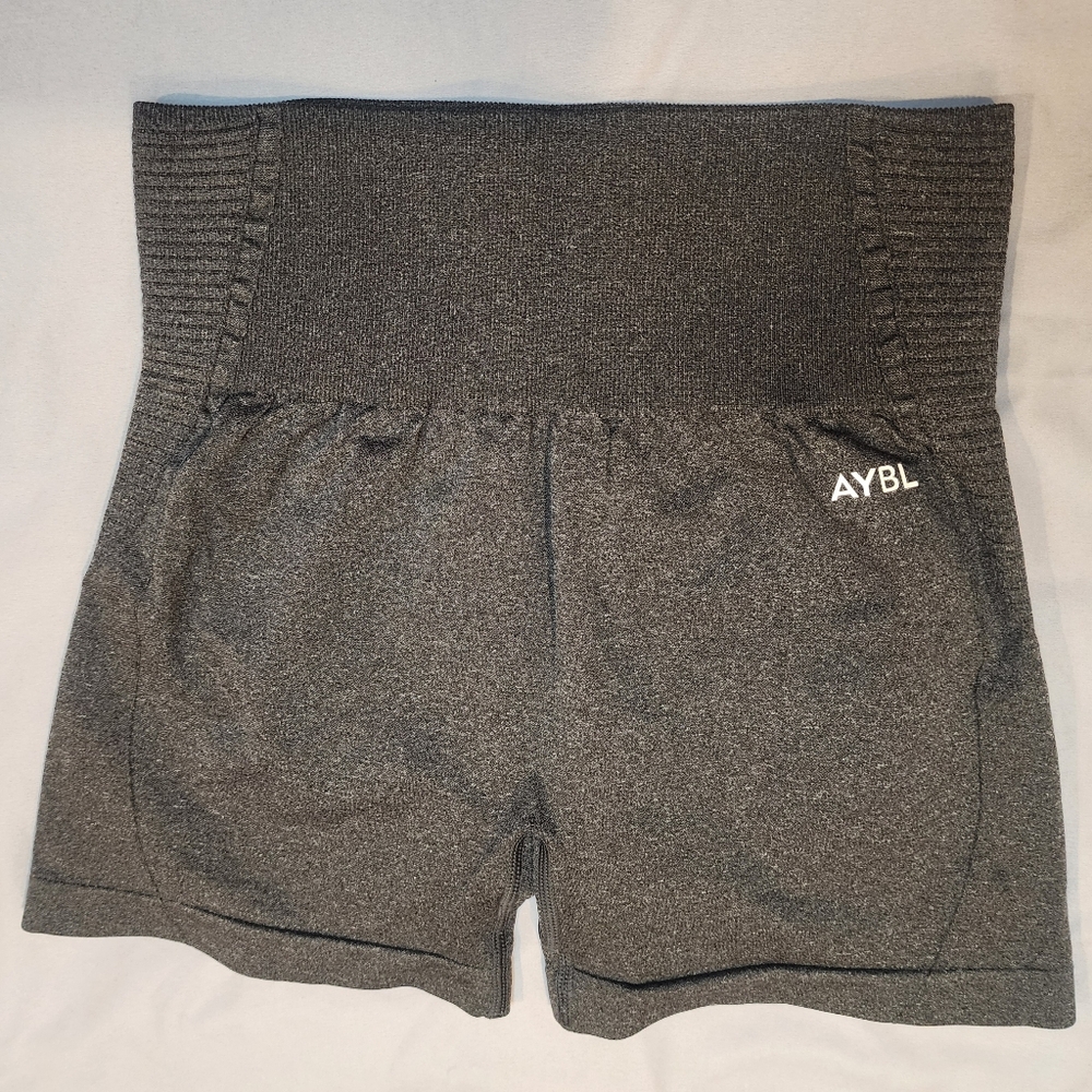 LIKE NEW AYBL Balance V2 Seamless Shorts